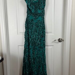 Elegant Teal Sequin Evening Gown 💅✨